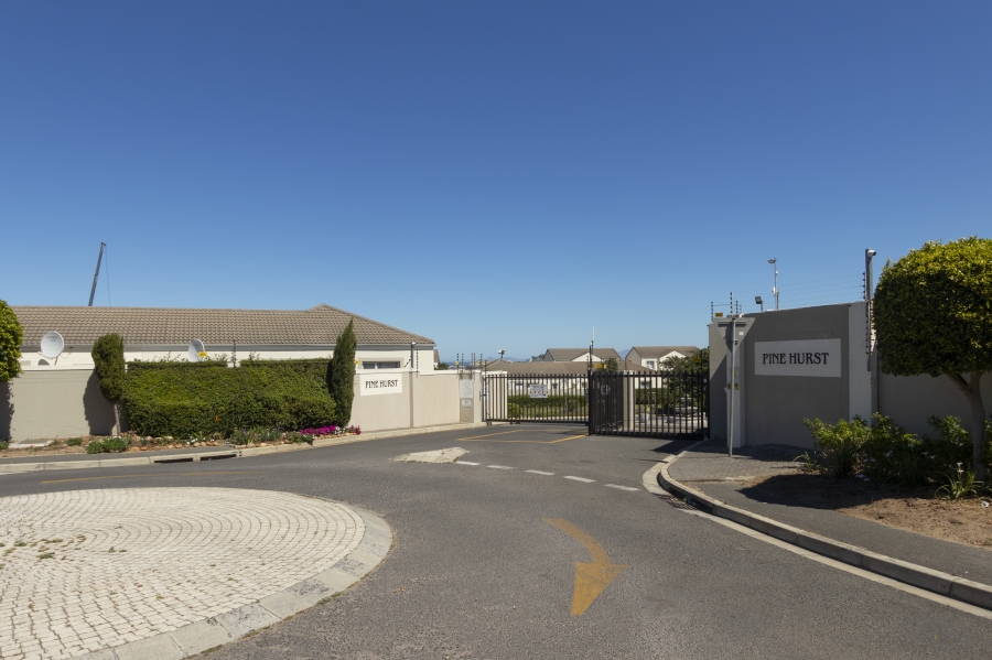 3 Bedroom Property for Sale in Fernwood Western Cape